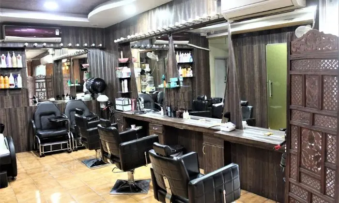 Aries Makeup Studio