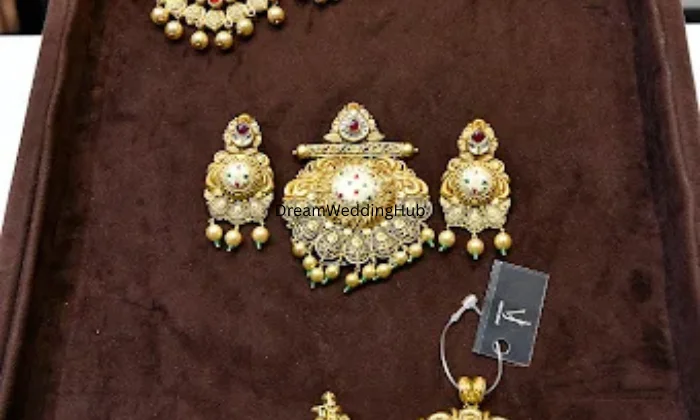 Arihant Aabhushan