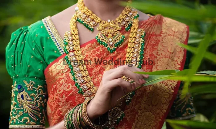 Ariyas Bridal Set