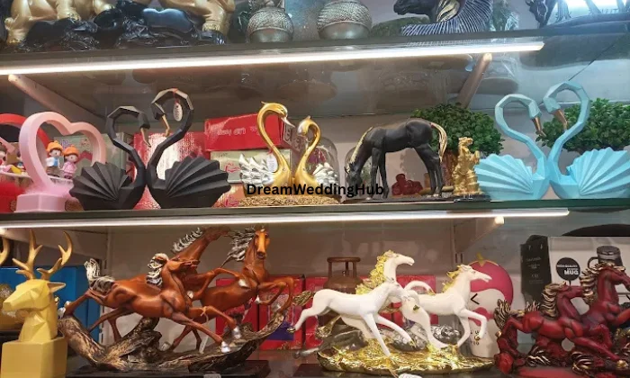 Art Hoonar Gifts
