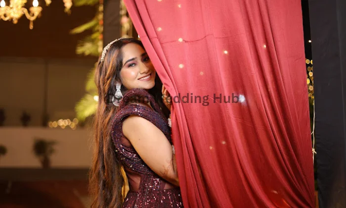 Artistpoojabudhraja