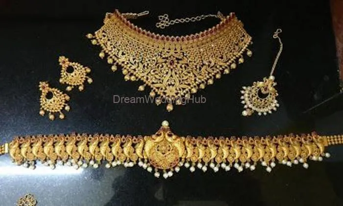 Asha - Jewellery Designer