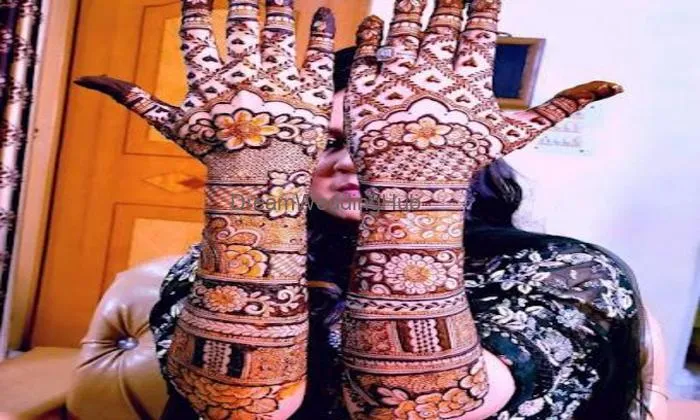 Ashok Mehandi Art