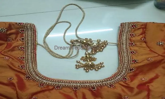 Aster Apparels Tailoring And Bridal Blouse Learning And Stitching