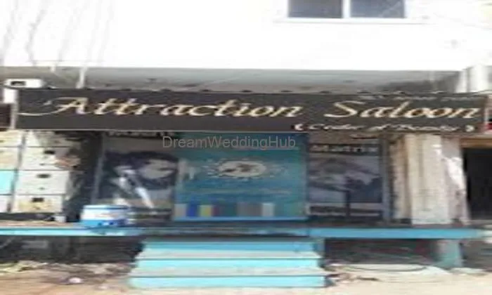Attraction Saloon