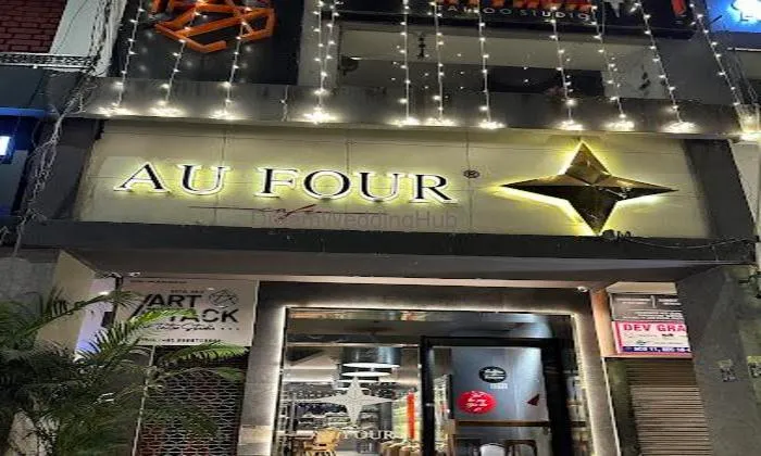 Au Four