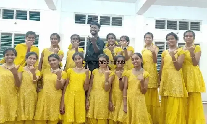 Aura Dance House