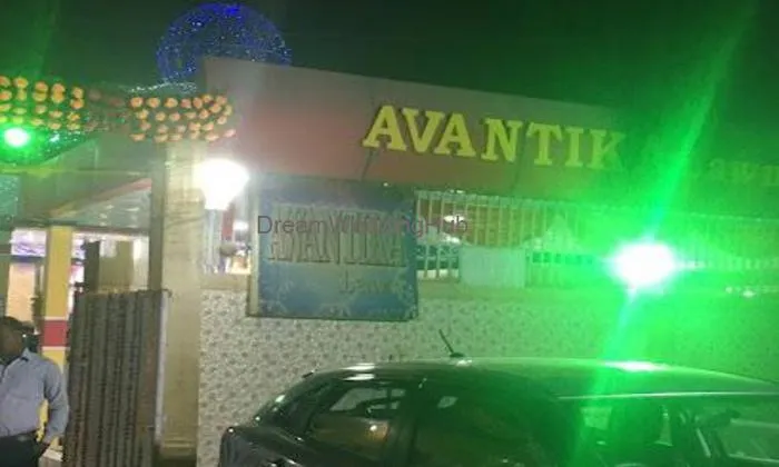 Avantika Lawn
