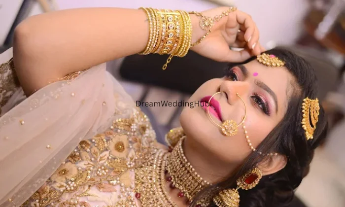 Avneet Makeovers