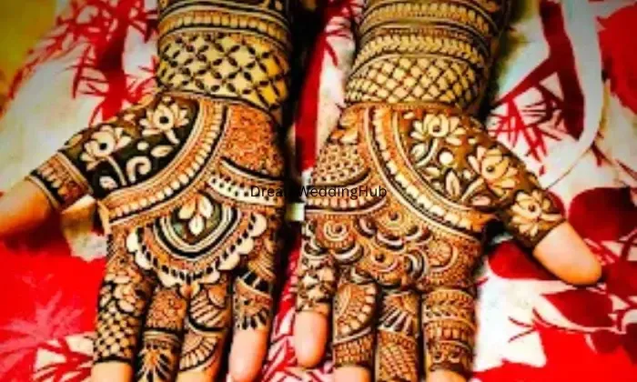 Ayush Mehandi Artisttop Best Bridal