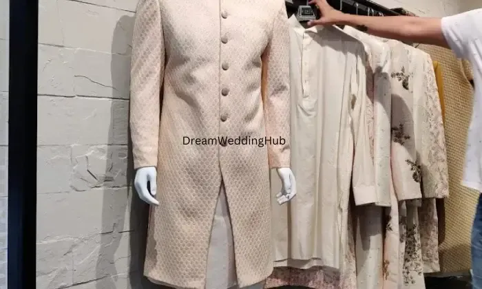 B In Style Cloth