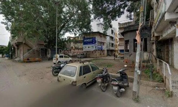 Bagade Saraf