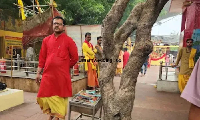 Baglamukhi Pandit
