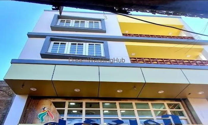 Bahuranee Saree Showroom