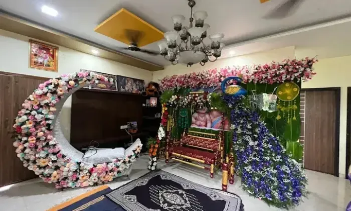 Bajes Decorations