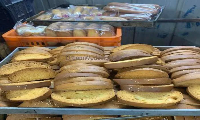 Bake House Cake & Bakery