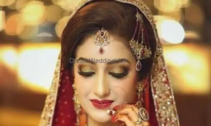 Beauty Parlour Home Services