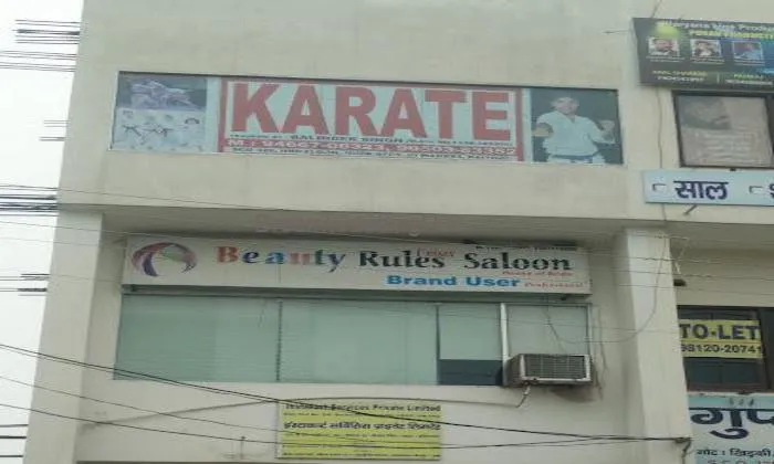 Beauty Rules Unisex Salon