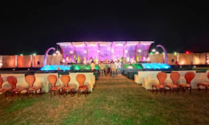 Best Hall