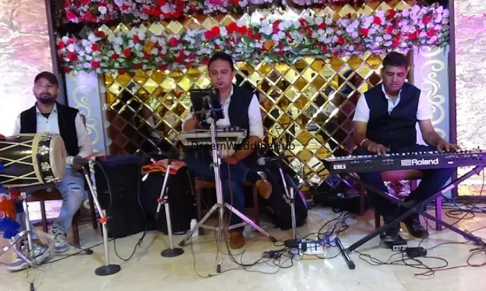 Best Punjabi Mehndi Ladies Sangeet Singers 