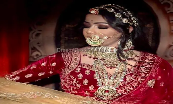 𝗣𝗿𝗶𝘆𝗮 𝗺𝗮𝗸𝗲𝗼𝘃𝗲𝗿 𝘀𝘁𝘂𝗱𝗶𝗼 - Best Salon Bareilly/destination Makeup Artist/best Makeup Academy/best Makeup Artist Bareilly