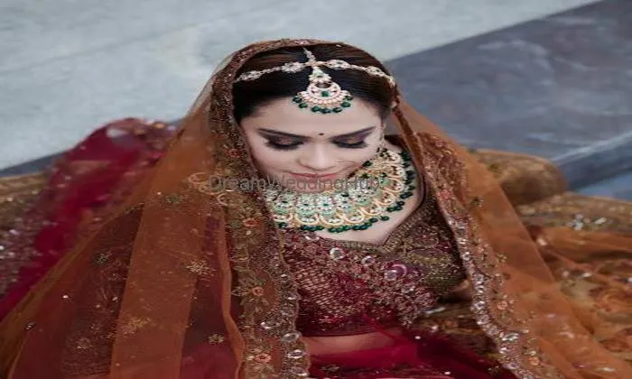 Bhagyashree Makeup Studio & Training Center | Makeup Artist In Gwalior