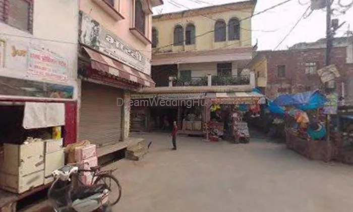 Bharti Cloth Emporium