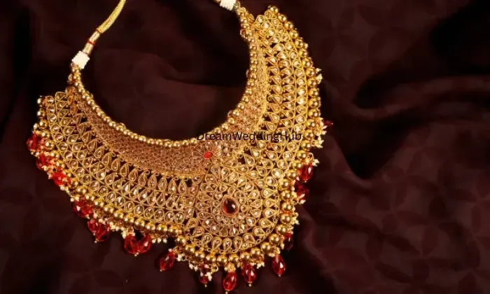 Bhavani Jewellers And Pearls