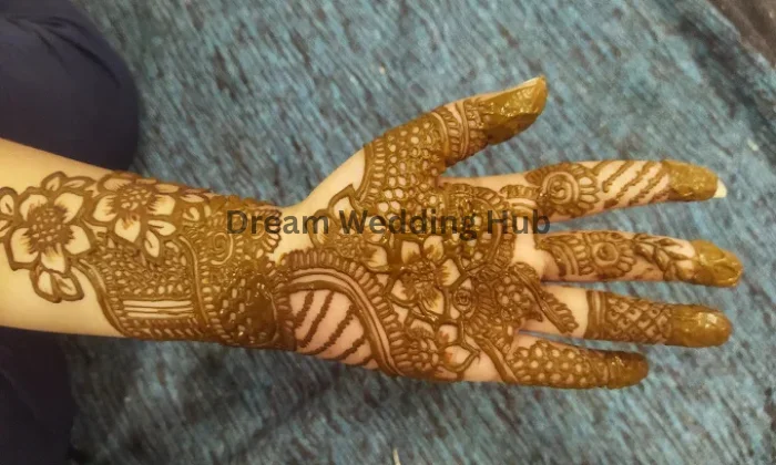 Bhavika Mehndi