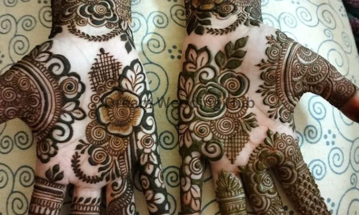 Bismi Mehndi