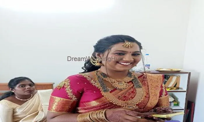 Blessimo Beauty Parlour & Academy | Ladies Beauty Parlour Home Service In Salem| Beauty Academy Salem | Hydra Facial In Salem Blessimo Beauty Parlour & Academy | Ladies Beauty Parlour Home Service In Salem| Beauty Academy Salem | Hydra Facial In Salem