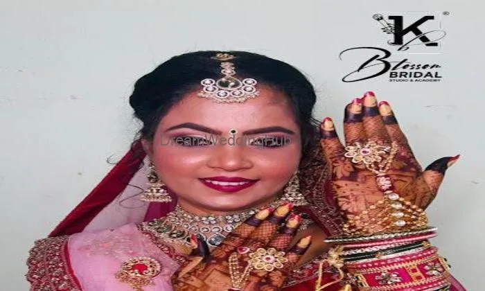 Blossom Bridal Studio & Academy Blossom Bridal Studio & Academy