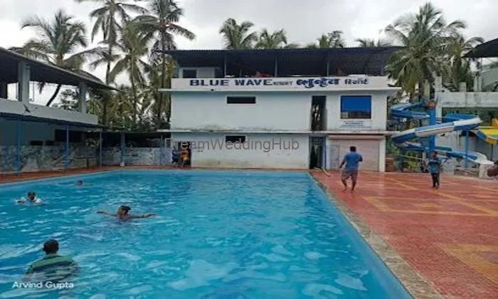 Blue Wave Resort