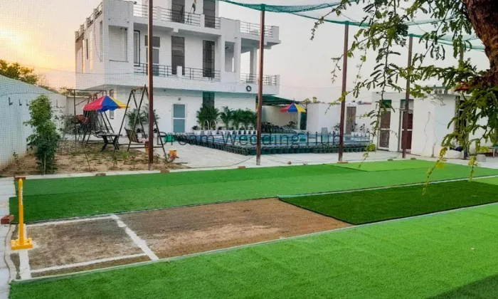 B.m Farm