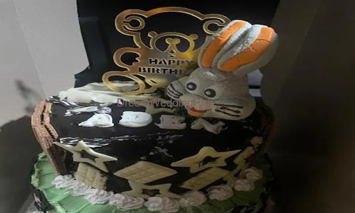 Born @ Home Cakes