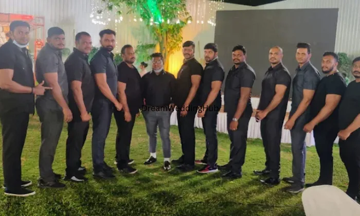 Bouncers (black Panthers)