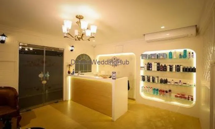 Brandroot Salon & Spa Ltd.