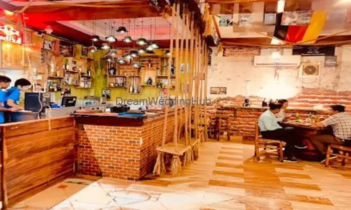 Brats Bar And Lounge