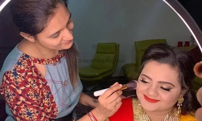 Bridal & Party Makeup Bridal & Party Makeup