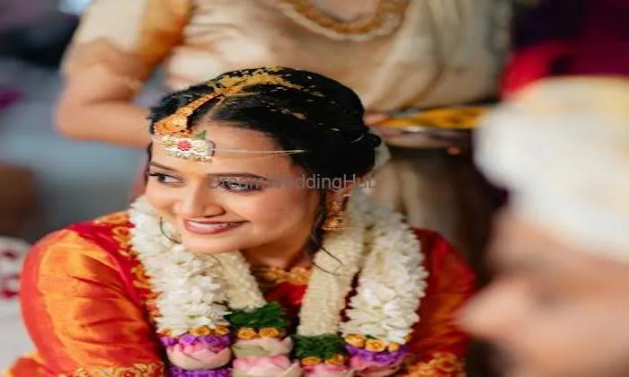 Bridesandsides