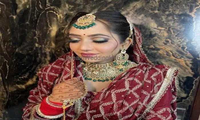Bright Makeovers Salon & Academy - Best Makeup Artist In Phagwara, Best Salon In Phagwara, Best Makeover Artist In Phagwara