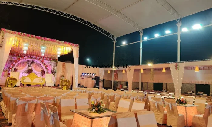 Brijwasi Lawn