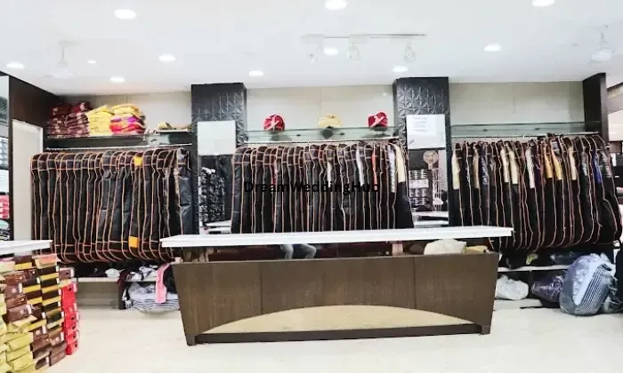 Busyland Aradhana Wholesale Shopping Mall