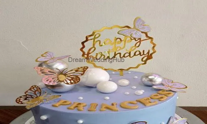 𝗠𝗘𝗘 𝗕𝗔𝗞𝗘𝗥𝗦-cake/flowers Delivery/bread/hampers/bakery Shop In Rishi Nagar Ludhiana