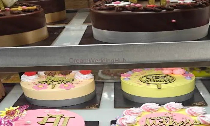 Cakes And Bakes Kankhal