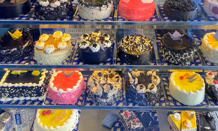 Cakes And Cupcakes Mumb