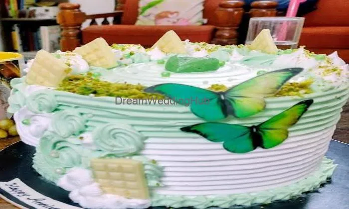 Cakes And Frostings