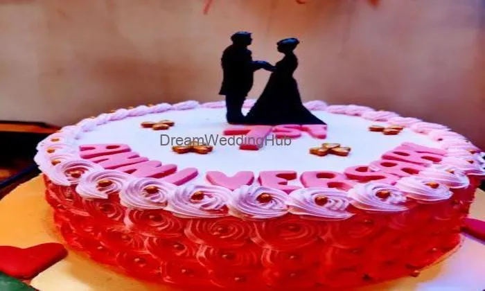 Cakes & Moments