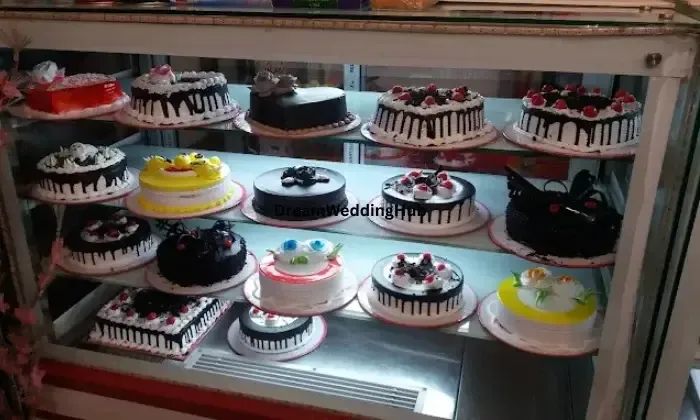 Cakes  Bakes