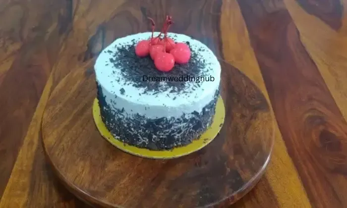 Cakes  Bakes Haldwani